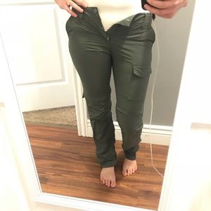 Columbia zip-off hiking Pants